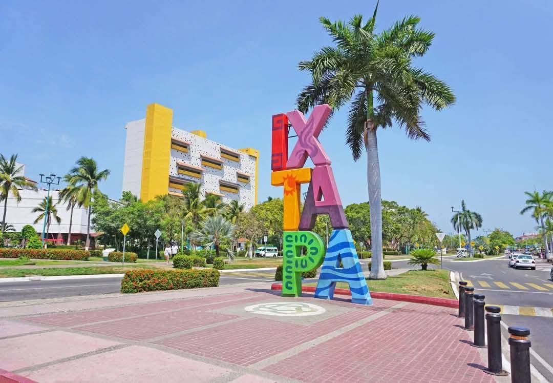 Holiday Inn Ixtapa 26 Al 29 Noviembre 2026